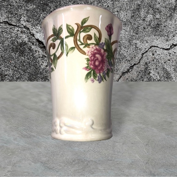 💐🌸🌺🌻 Vintage 💐Bloom-Rite Floral Ceramic Vase  EUC - Picture 2 of 5